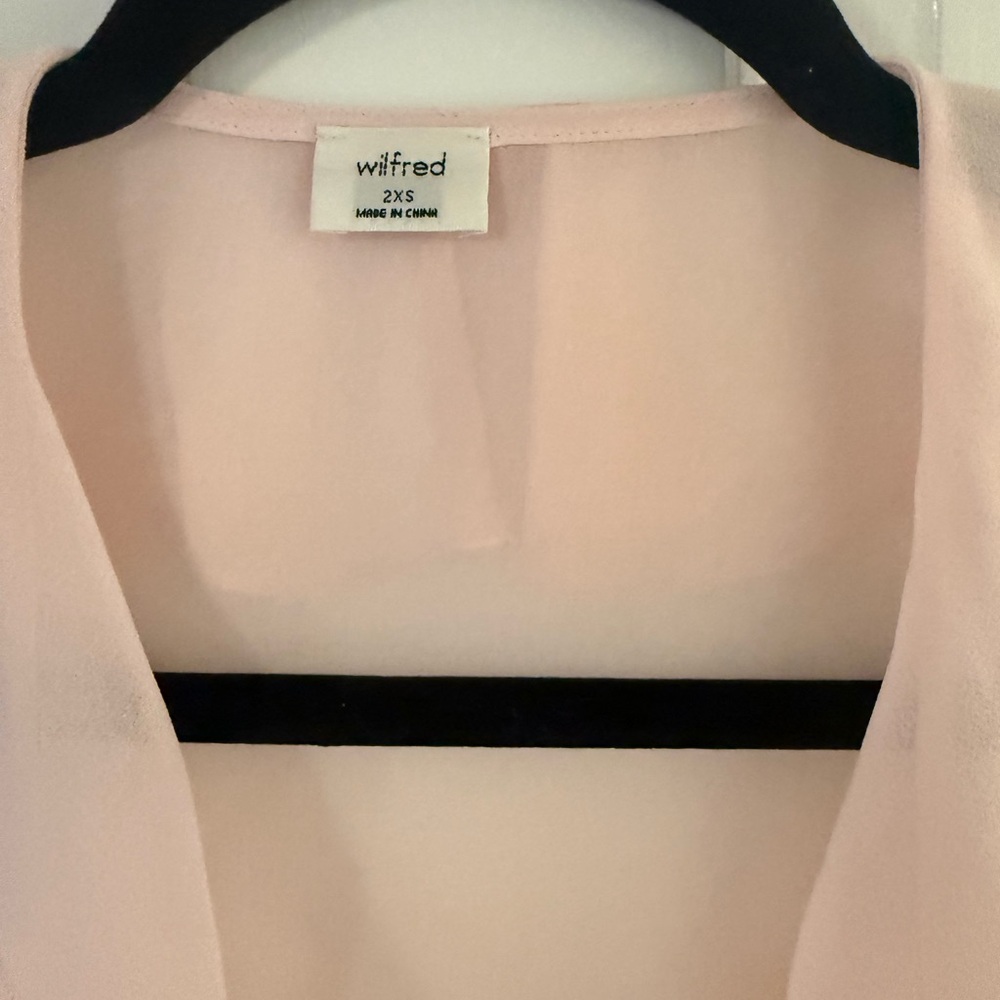 Wilfred Light Pink Frenchy Blouse - Picture 5 of 7